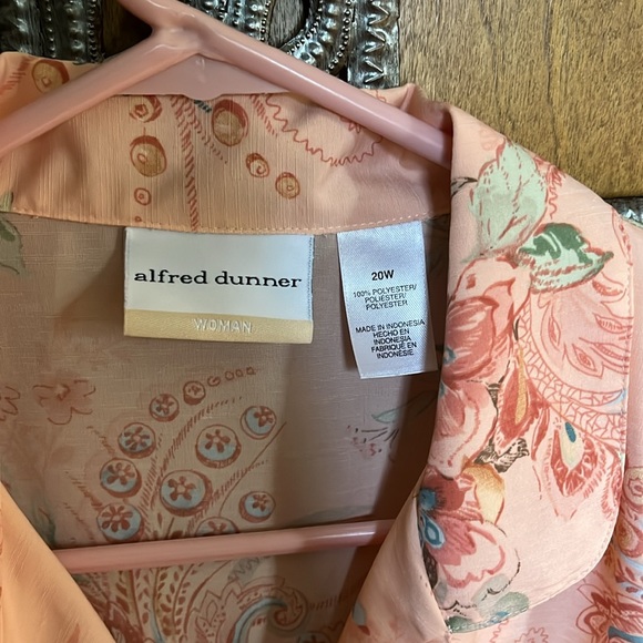 Alfred Dunner 4 piece set - jacket - blouse - pants and skirt - Picture 5 of 9